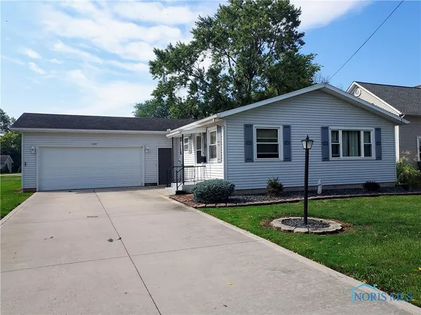 1122 E 2nd St, Ottawa, OH 45875