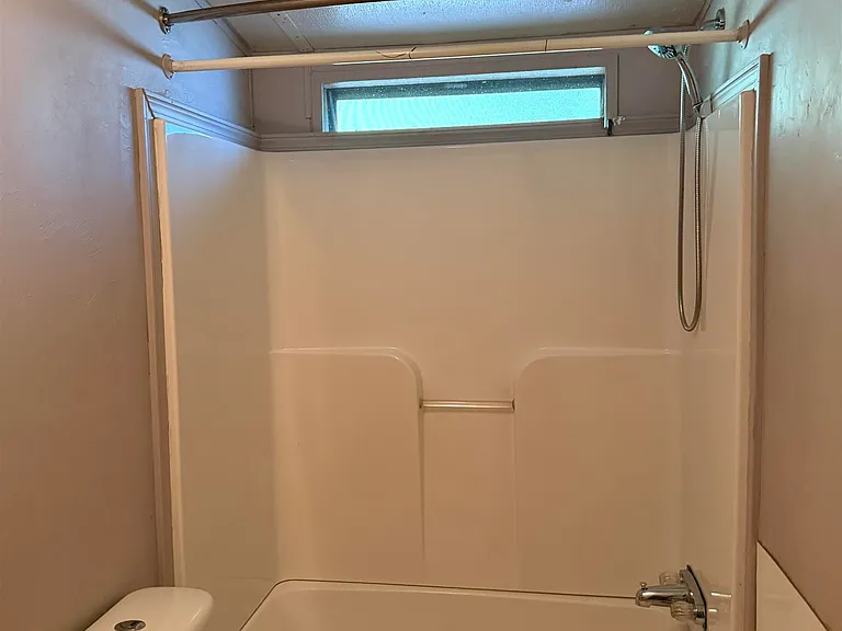 8021 Pin Oak Rd — Photo 3