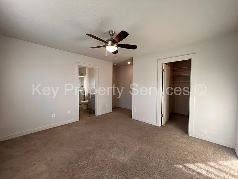180 Loganberry Ct — Photo 18