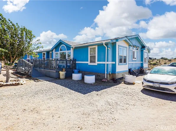 10575 White Fox Trl, Oak Hills, CA 92344