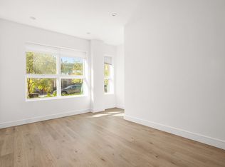 45 Garnet St #1A, Brooklyn, NY 11231