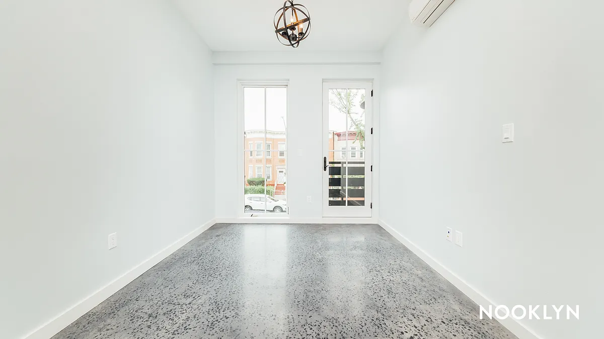 Building Photo - 340 Rutland Rd #4F