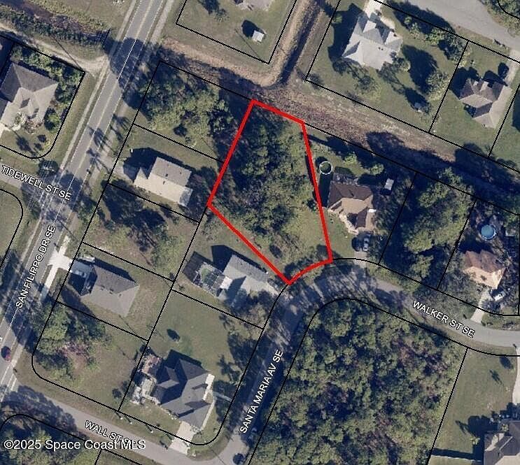 2nd image of 2100 Santa Maria Ave SE