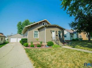 1312 W 7th St, Sioux Falls, SD 57104