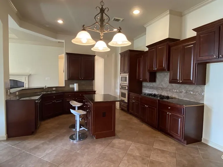 8311 Cabrillo Landing Ct — Photo 9