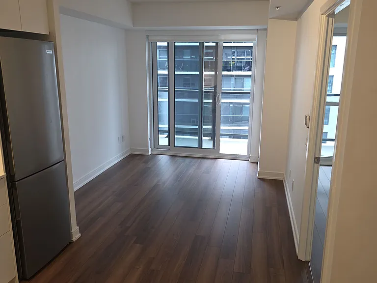 30 Samuel Wood Way #1606 — Photo 3