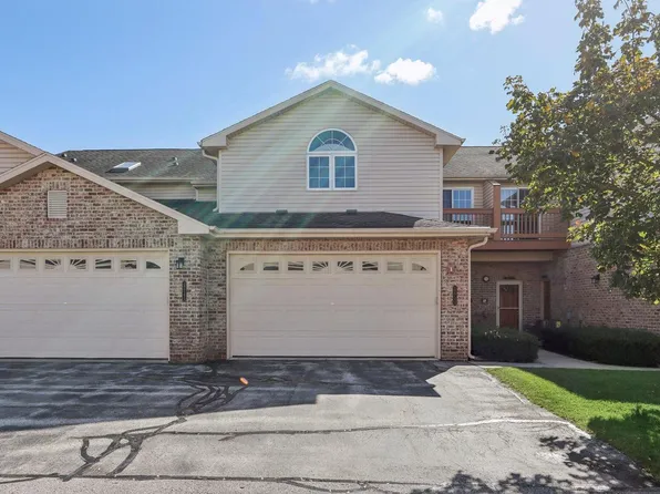 17743 West Jacobs DRIVE, New Berlin, WI 53146