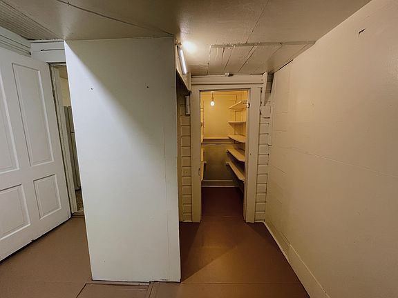 2nd image of 412 Spotswood St #10963162