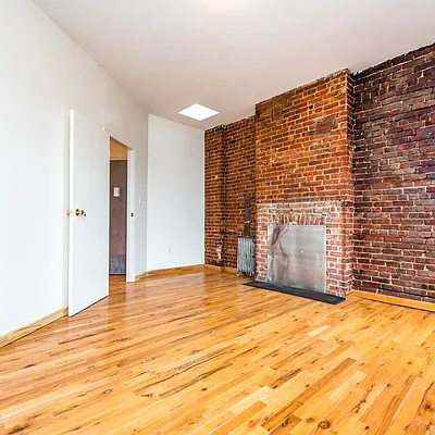 Rented by Nooklyn NYC LLC | media 24