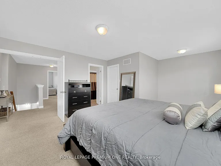 31 Stevenson St — Photo 22
