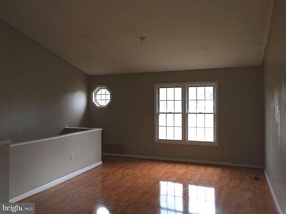 4th image of 9504 Chance Dr