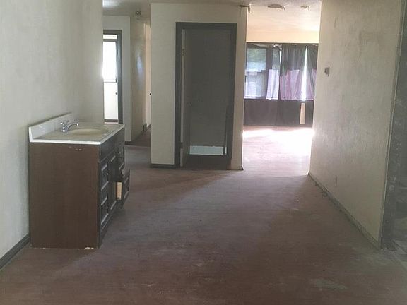 4th image of 8987 Ramona Ave