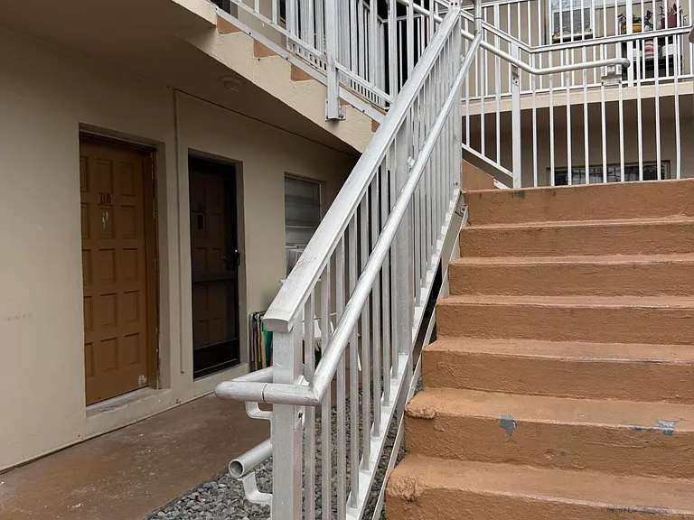 202 Caroline St #208 — Photo 3