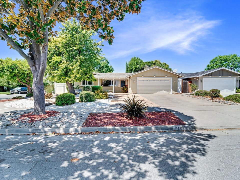 1st image of 6141 Del Robles Ct
