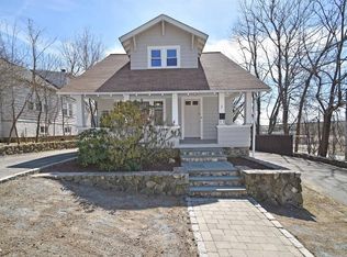 2 Winnipeg St, Worcester, MA 01607