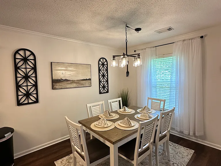 3738 Crescent Gardens Dr — Photo 3
