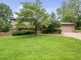 7622 Marywood Dr, Newburgh, IN 47630