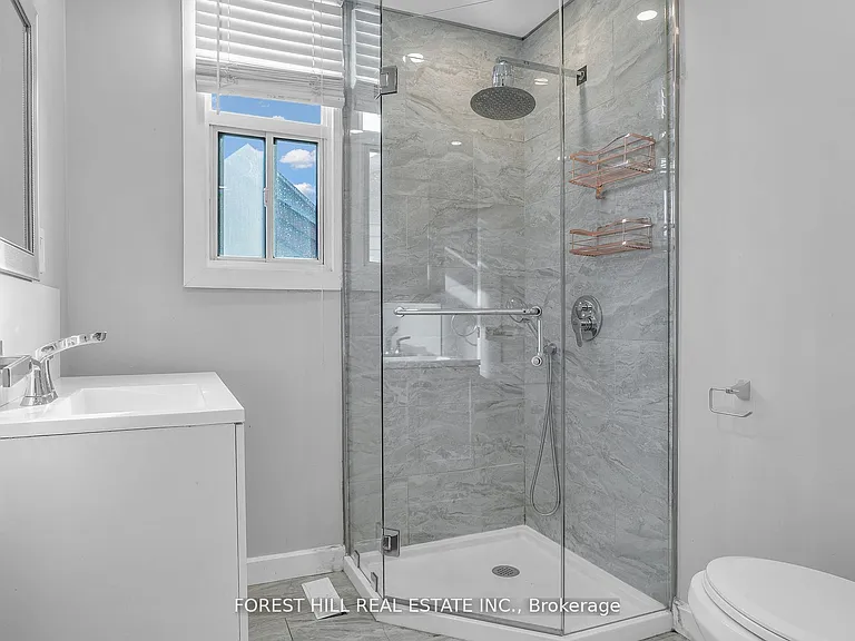22 Harvey St — Photo 35