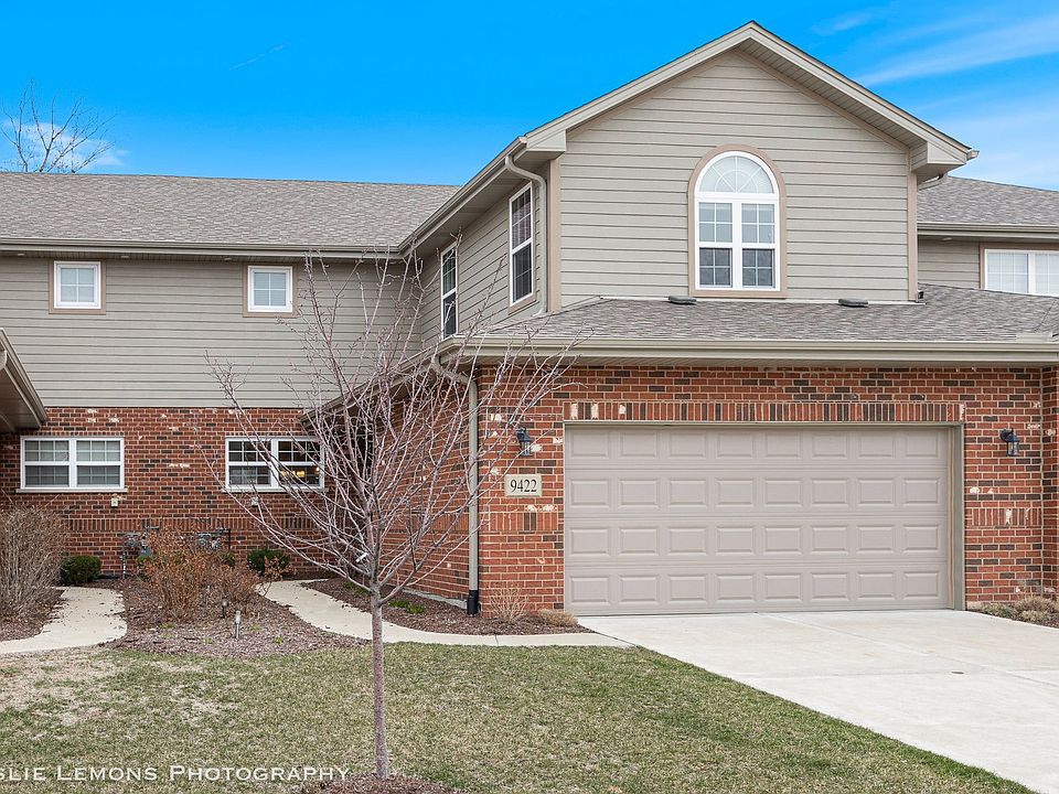 1st image of 9422 Parkwood Ln