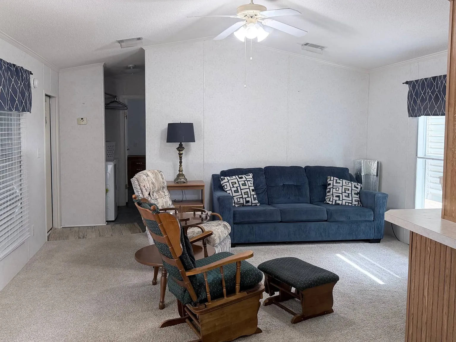 1 bed, 1.0 bath, 672 sqft, $950 — Photo 1