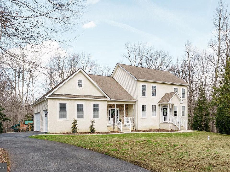 1st image of 31 Wood Chip Rd