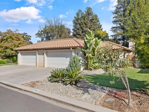 165 Crown Ln, Madera, CA 93637