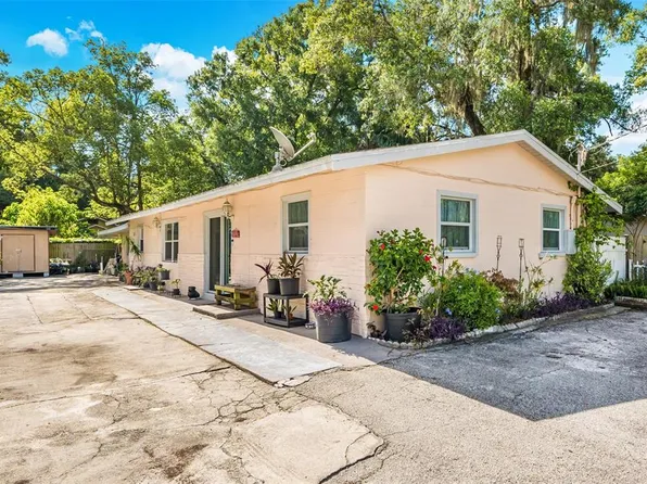 8003 N Brooks St, Tampa, FL 33604
