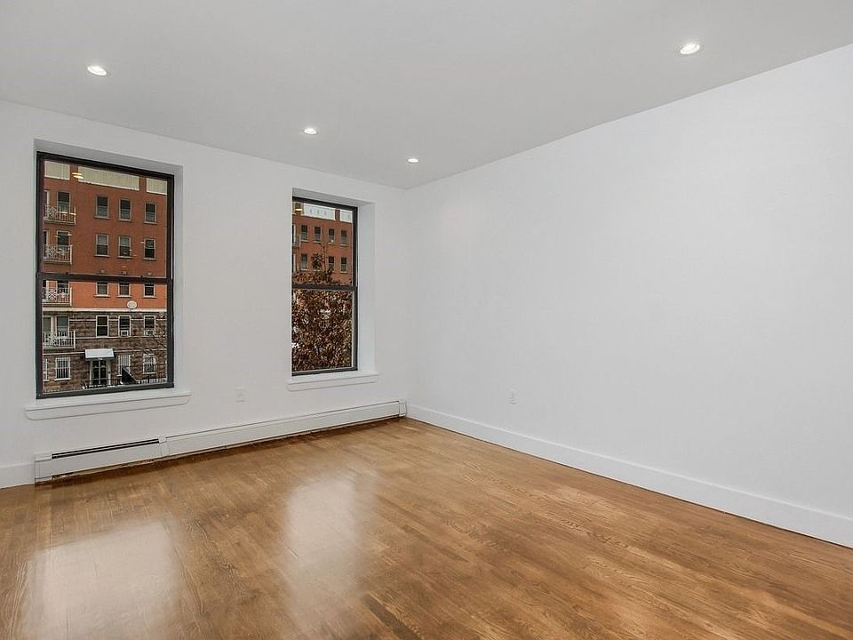 2nd image of 793 Sterling Pl #3RR