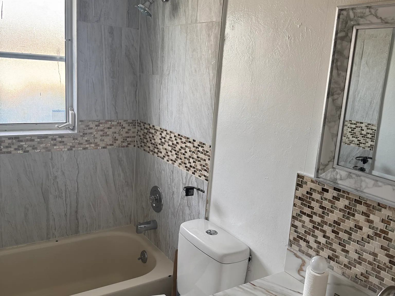 3 bed, 1589 sqft, $2,600 — Photo 3