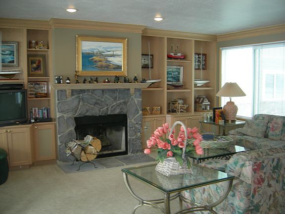 3rd image of 893 N Harbor Village East Dr #2