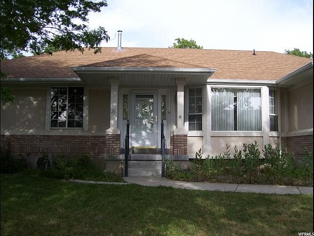 1st image of 11543 S Cherry Hill Dr