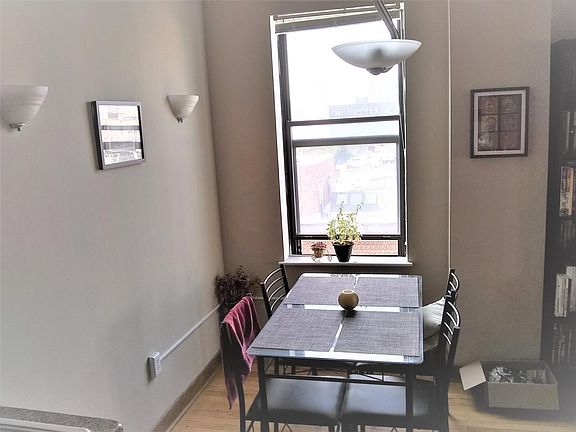 5th image of 1001 Saint Paul St Unit 6C
