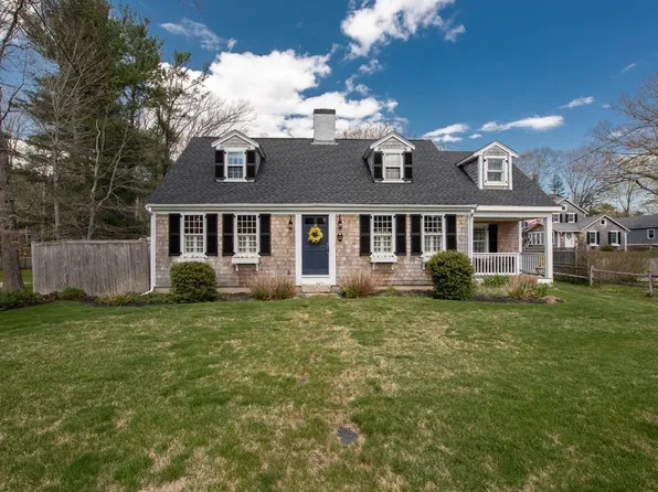 123 Chestnut St, Duxbury, MA 02332