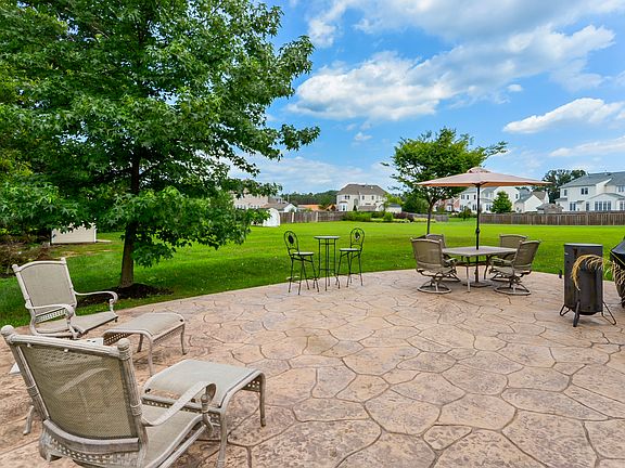 5th image of 14029 Baneberry Cir