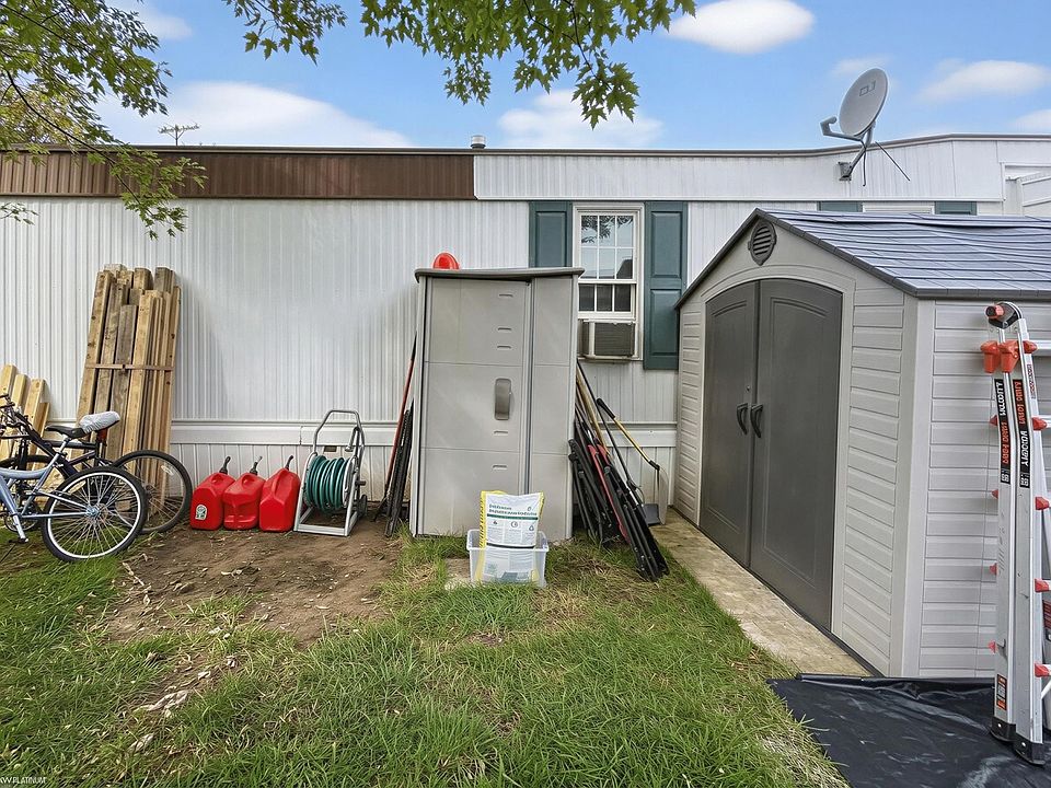 57057 Plymouth Rd, photo 22