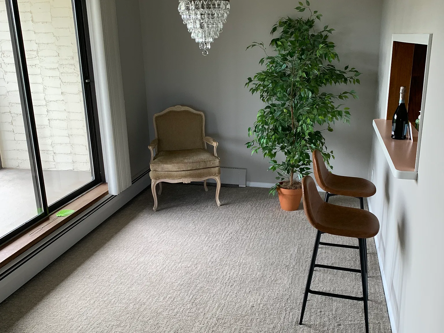 2 bed, 1212 sqft, $2,100 — Photo 2