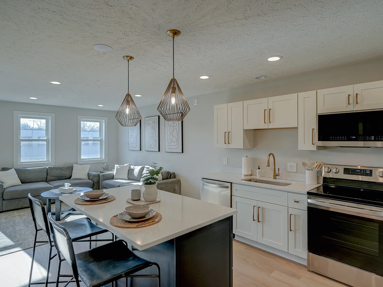 1 bed, 800 sqft, $1,000 — Photo 4