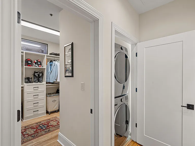 310 Arlington Ave #205 — Photo 13
