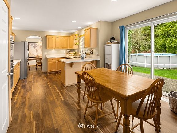 5th image of 13899 Dogwood Ct