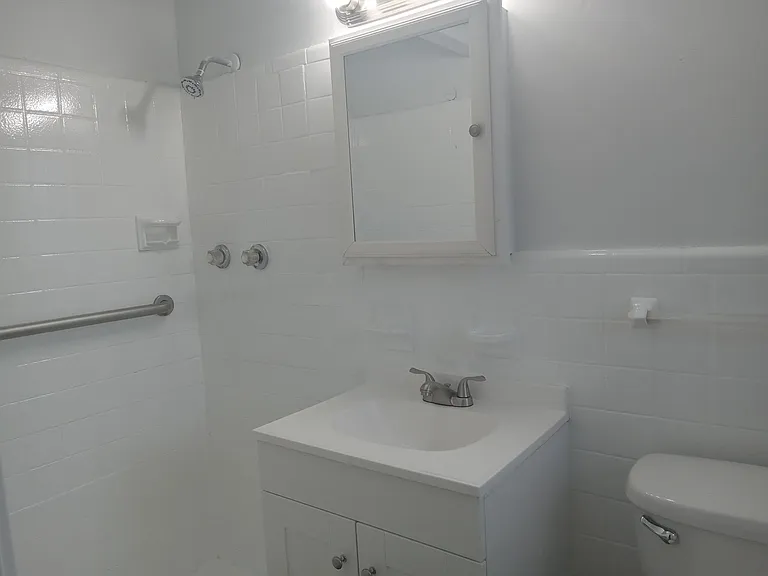 2215 Biltmore Ave — Photo 11