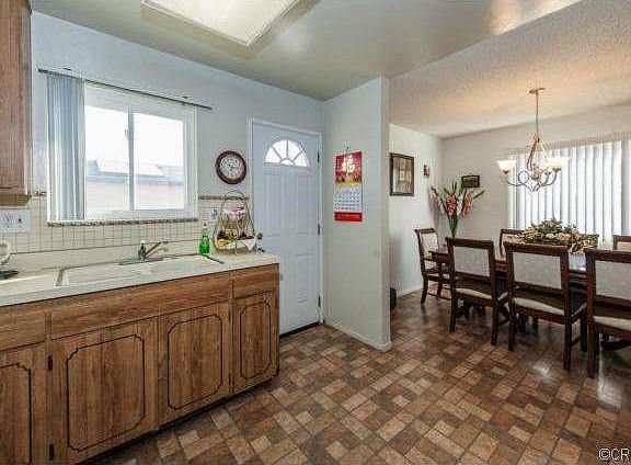 5th image of 6659 Berry Ave