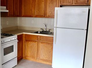 427 E 142nd St FLOOR 2, Bronx, NY 10454