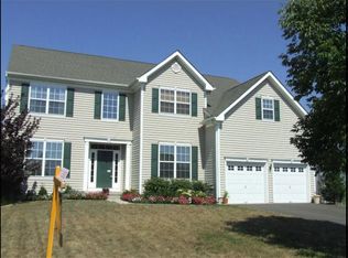 5 Cambridge Ln, Berlin, NJ 08009