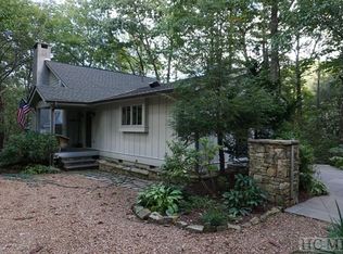 360 Harris Dr, Highlands, NC 28741