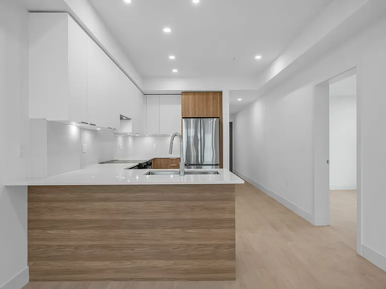 6479 Selma Ave #207 — Photo 8