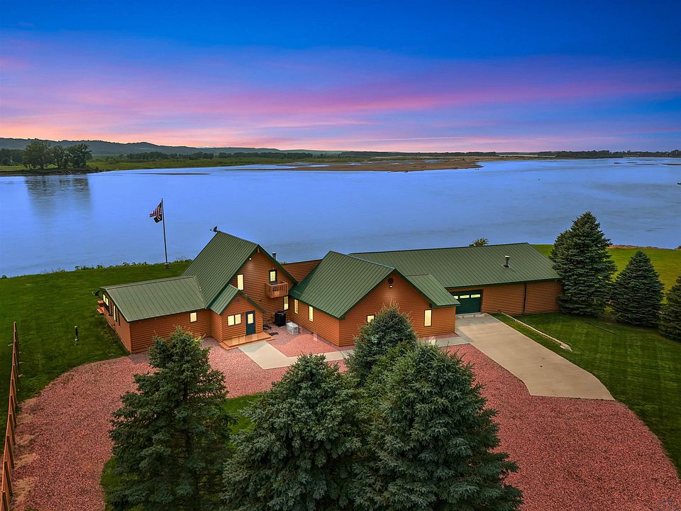 1st image of 32233 Ponderosa Dr
