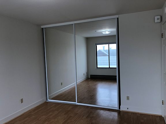 3rd image of 1633-1639 Taraval St #205