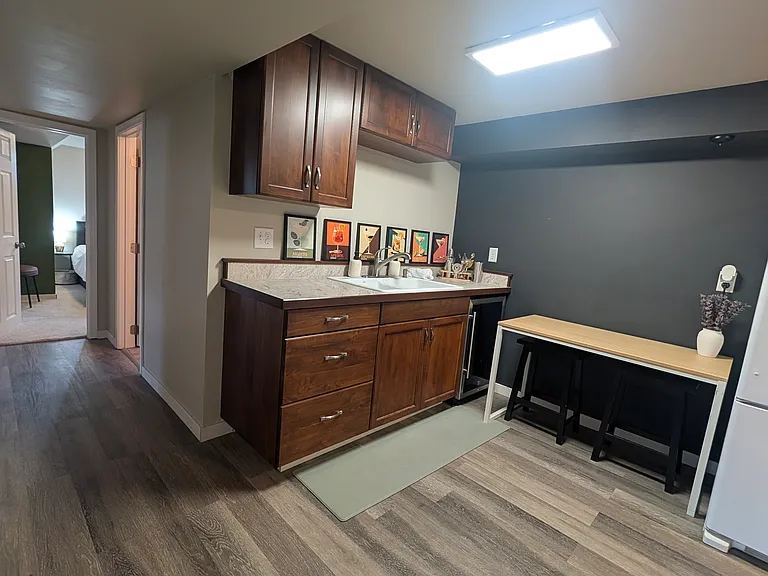 1746 Valley View Ln — Photo 4