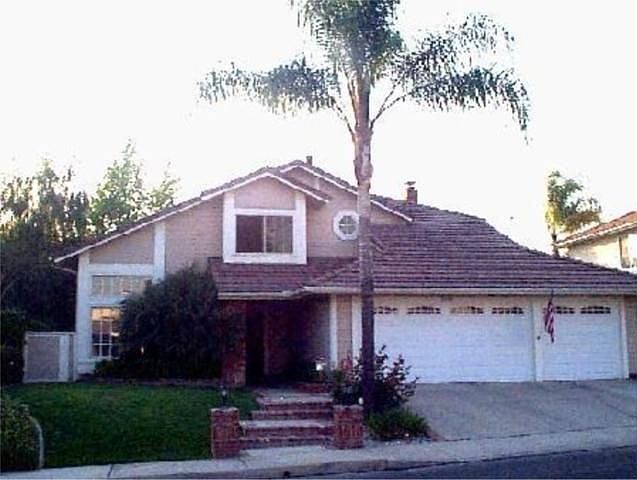 1st image of 2960 Falconberg Dr