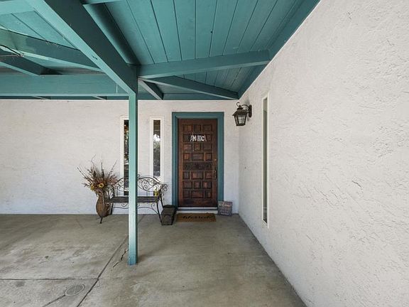 5th image of 631 Hardell Ln